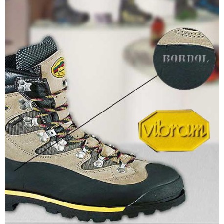 PLANCHA VIBRAM PIE DE GATO BORDOL 1.5MM. 125 X 85