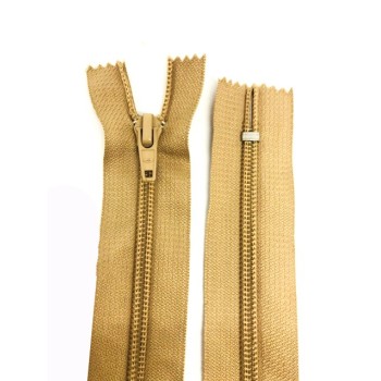 CREMALLERA NYLON Nº7 30CM.